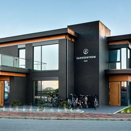 Ohana Suite By Zzn Im Zahnzentrum Nord เอมเดน ภายนอก รูปภาพ